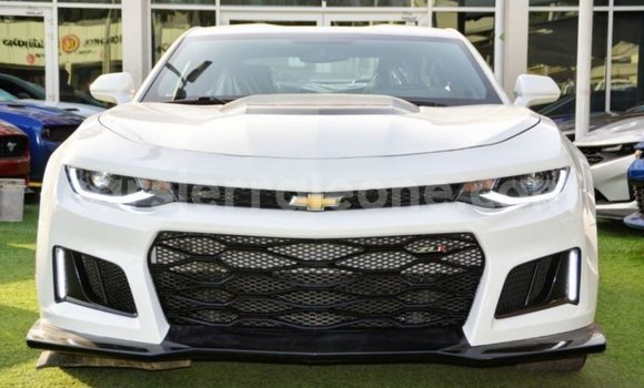 Buy Import Chevrolet Camaro White Car in Import - Dubai in Kailahun
