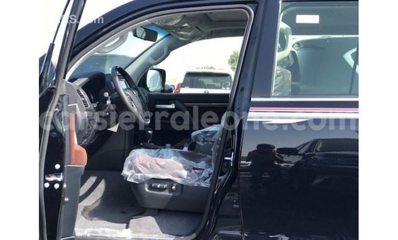 Buy Import Toyota Land Cruiser Black Car in Import - Dubai in Kailahun Buy Import Toyota Land Cruiser Black Car in Import - Dubai in Kailahun