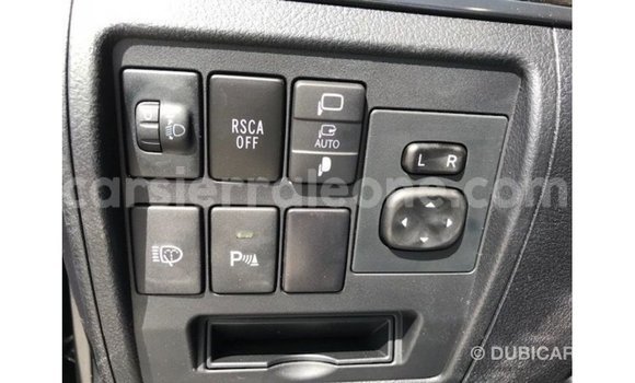 Buy Import Toyota Land Cruiser Black Car in Import - Dubai in Kailahun Buy Import Toyota Land Cruiser Black Car in Import - Dubai in Kailahun