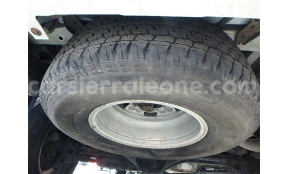 Buy Import Toyota Hilux White Car in Import - Dubai in Kailahun Buy Import Toyota Hilux White Car in Import - Dubai in Kailahun