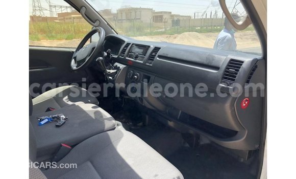Buy Import Toyota Hiace White Car in Import - Dubai in Kailahun Buy Import Toyota Hiace White Car in Import - Dubai in Kailahun