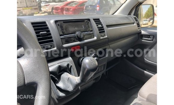 Buy Import Toyota Hiace White Car in Import - Dubai in Kailahun Buy Import Toyota Hiace White Car in Import - Dubai in Kailahun