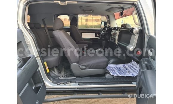 Buy Import Toyota FJ Cruiser Other Car in Import - Dubai in Kailahun Buy Import Toyota FJ Cruiser Other Car in Import - Dubai in Kailahun