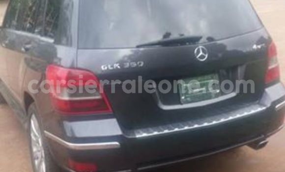 Buy Used Mercedes‒Benz GLK–Class Black Car in Freetown in Western Urban