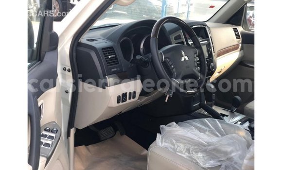 Buy Import Mitsubishi Pajero Black Car in Import - Dubai in Kailahun Buy Import Mitsubishi Pajero Black Car in Import - Dubai in Kailahun