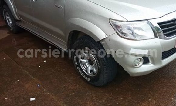 Buy Used Toyota Hilux Silver Car in Freetown in Western Urban Buy Used Toyota Hilux Silver Car in Freetown in Western Urban