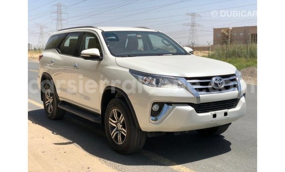 Buy Import Toyota Fortuner White Car in Import - Dubai in Kailahun Buy Import Toyota Fortuner White Car in Import - Dubai in Kailahun