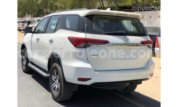 Buy Import Toyota Fortuner White Car in Import - Dubai in Kailahun Buy Import Toyota Fortuner White Car in Import - Dubai in Kailahun