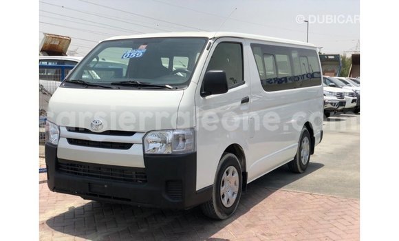 Acheter Import Voiture Toyota Hiace Blanc à Import - Dubai, Kailahun Acheter Import Voiture Toyota Hiace Blanc à Import - Dubai, Kailahun