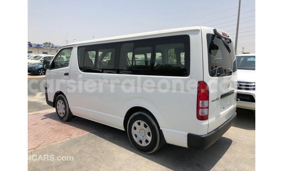 Acheter Import Voiture Toyota Hiace Blanc à Import - Dubai, Kailahun Acheter Import Voiture Toyota Hiace Blanc à Import - Dubai, Kailahun