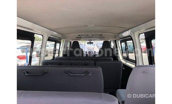 Acheter Import Voiture Toyota Hiace Blanc à Import - Dubai, Kailahun Acheter Import Voiture Toyota Hiace Blanc à Import - Dubai, Kailahun