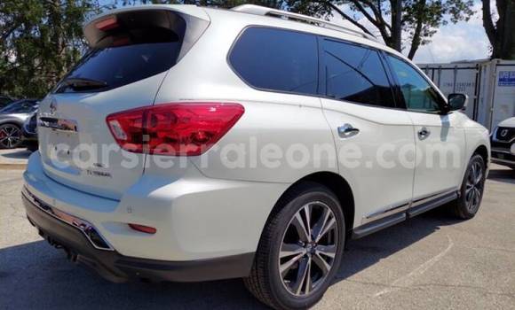 Buy Used Nissan Pathfinder White Car in Freetown in Western Urban Buy Used Nissan Pathfinder White Car in Freetown in Western Urban