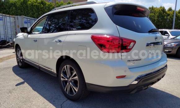 Buy Used Nissan Pathfinder White Car in Freetown in Western Urban Buy Used Nissan Pathfinder White Car in Freetown in Western Urban