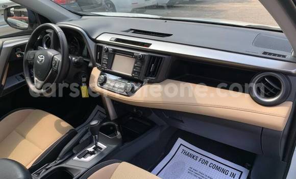 Buy Used Toyota RAV4 White Car in Freetown in Western Urban Buy Used Toyota RAV4 White Car in Freetown in Western Urban