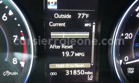 Buy Used Toyota Highlander White Car in Freetown in Western Urban Buy Used Toyota Highlander White Car in Freetown in Western Urban