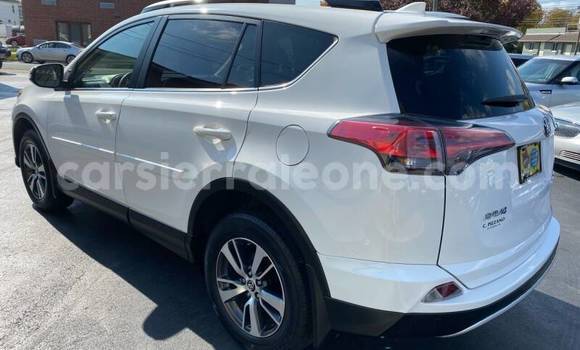 Buy Used Toyota RAV4 White Car in Freetown in Western Urban Buy Used Toyota RAV4 White Car in Freetown in Western Urban