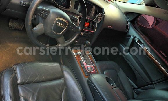 Buy Used Audi Q7 White Car in Freetown in Western Urban Buy Used Audi Q7 White Car in Freetown in Western Urban