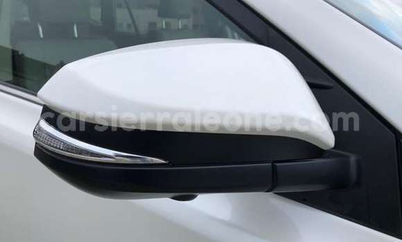 Buy Used Toyota RAV4 White Car in Blama in Kenema Buy Used Toyota RAV4 White Car in Blama in Kenema