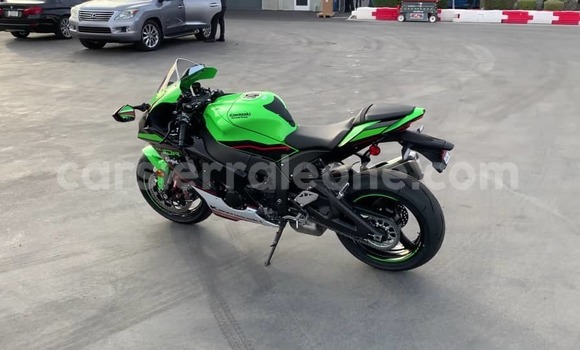 Buy Used Kawasaki Ninja ZX-10R Green Bike in Freetown in Western Urban Buy Used Kawasaki Ninja ZX-10R Green Bike in Freetown in Western Urban