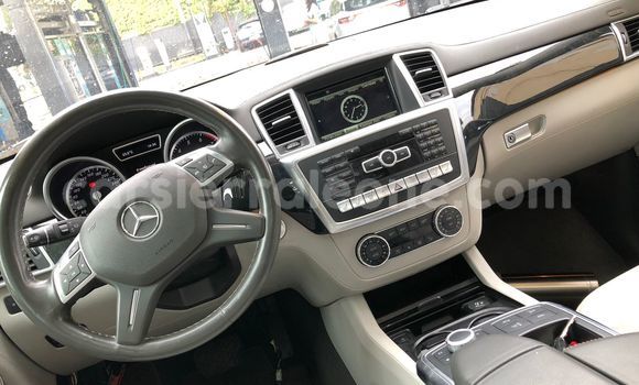 Buy Import Mercedes‒Benz GL–Class Silver Car in Freetown in Western Urban Buy Import Mercedes‒Benz GL–Class Silver Car in Freetown in Western Urban