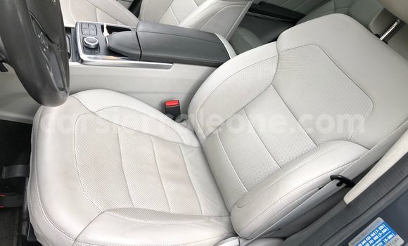 Buy Import Mercedes‒Benz GL–Class Silver Car in Freetown in Western Urban Buy Import Mercedes‒Benz GL–Class Silver Car in Freetown in Western Urban