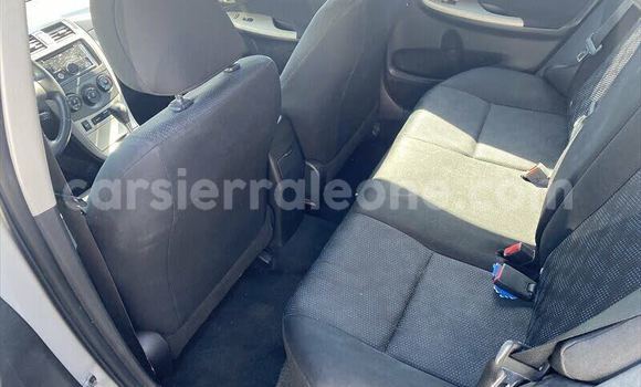 Buy Import Toyota Corolla Silver Car in Binkolo in Bombali Buy Import Toyota Corolla Silver Car in Binkolo in Bombali