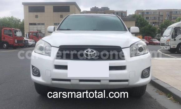Buy Used Toyota RAV4 White Car in Gbinti in Port Loko Buy Used Toyota RAV4 White Car in Gbinti in Port Loko