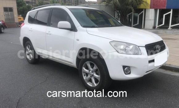Buy Used Toyota RAV4 White Car in Gbinti in Port Loko Buy Used Toyota RAV4 White Car in Gbinti in Port Loko
