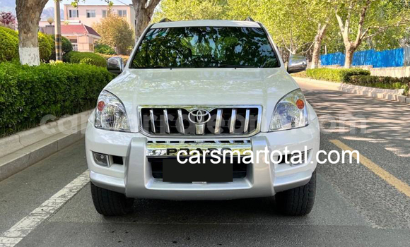 Buy Used Toyota Prado White Car in Kambia in Kambia Buy Used Toyota Prado White Car in Kambia in Kambia