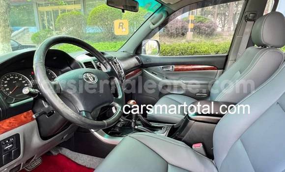 Buy Used Toyota Prado White Car in Kambia in Kambia Buy Used Toyota Prado White Car in Kambia in Kambia