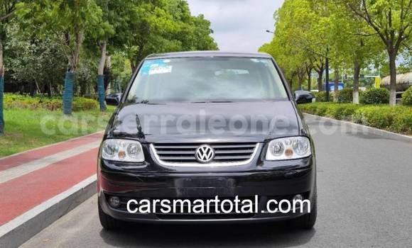 Buy Used Volkswagen Touran Silver Car in Freetown in Western Urban Buy Used Volkswagen Touran Silver Car in Freetown in Western Urban