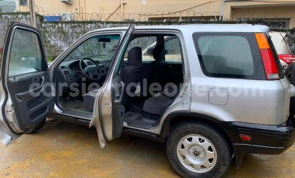 Buy Used Honda CR–V Silver Car in Freetown in Western Urban Buy Used Honda CR–V Silver Car in Freetown in Western Urban