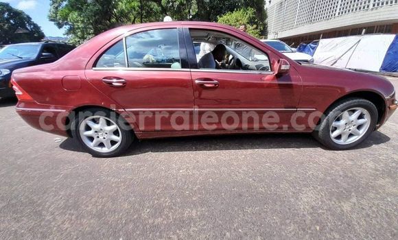 Buy Used Mercedes‒Benz C–Class Red Car in Freetown in Western Urban Buy Used Mercedes‒Benz C–Class Red Car in Freetown in Western Urban