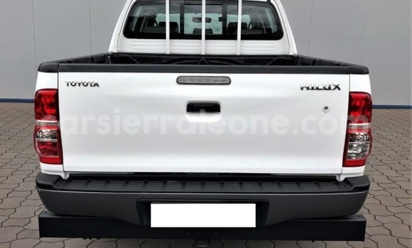 Buy Used Toyota Hilux White Car in Freetown in Western Urban Buy Used Toyota Hilux White Car in Freetown in Western Urban