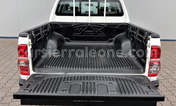 Buy Used Toyota Hilux White Car in Freetown in Western Urban Buy Used Toyota Hilux White Car in Freetown in Western Urban