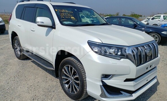 Buy Used Toyota Land Cruiser Prado White Car in Mambolo in Northern Buy Used Toyota Land Cruiser Prado White Car in Mambolo in Northern