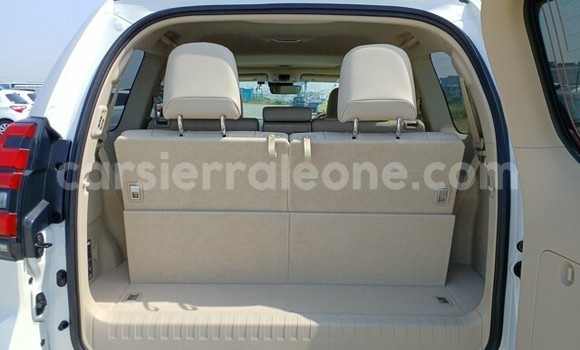 Buy Used Toyota Land Cruiser Prado White Car in Mambolo in Northern Buy Used Toyota Land Cruiser Prado White Car in Mambolo in Northern