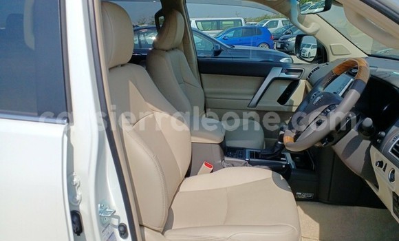 Buy Used Toyota Land Cruiser Prado White Car in Mambolo in Northern Buy Used Toyota Land Cruiser Prado White Car in Mambolo in Northern