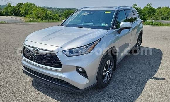 Buy Used Toyota Highlander Silver Car in Freetown in Western Urban Buy Used Toyota Highlander Silver Car in Freetown in Western Urban