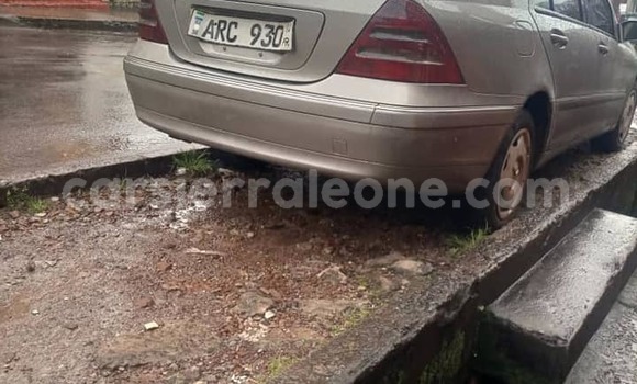 Acheter Occasion Voiture Mercedes-Benz GLC 250D Autre à Freetown, Western Urban