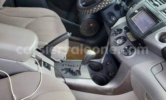 Buy Used Toyota RAV4 White Car in Freetown in Western Urban Buy Used Toyota RAV4 White Car in Freetown in Western Urban