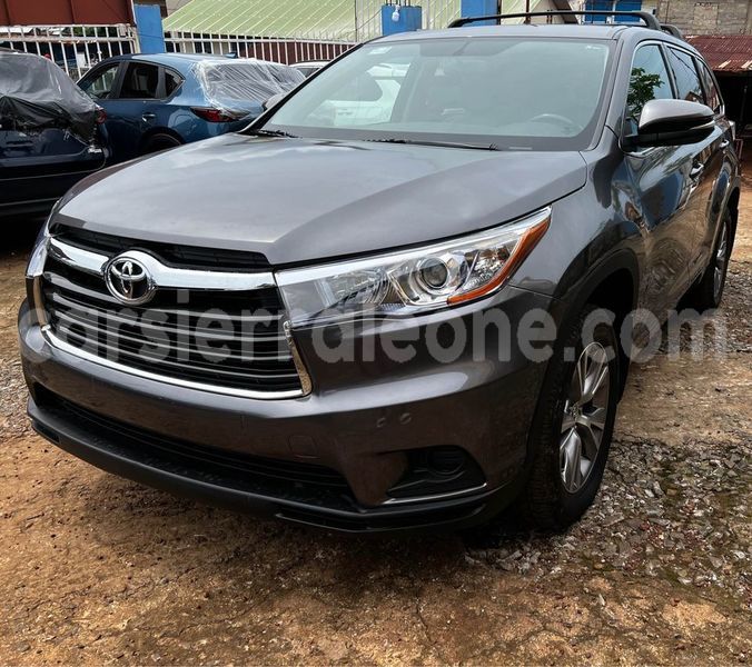 Big with watermark toyota highlander western urban freetown 7646