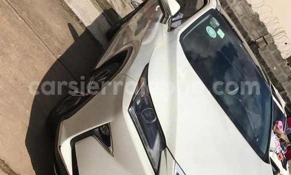 Buy Used Hyundai Accent White Car in Freetown in Western Urban