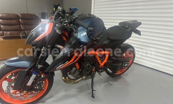 Buy Used KTM SuperDuke Black Bike in Freetown in Western Urban