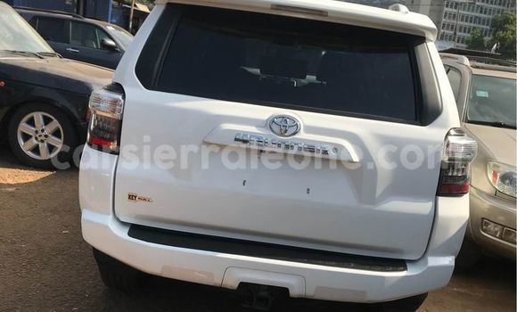 Buy Used Acura CSX White Car in Freetown in Western Urban Buy Used Acura CSX White Car in Freetown in Western Urban