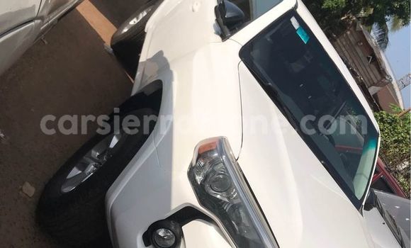 Buy Used Acura CSX White Car in Freetown in Western Urban Buy Used Acura CSX White Car in Freetown in Western Urban