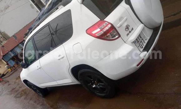 Buy Used Toyota 4Runner White Car in Freetown in Western Urban Buy Used Toyota 4Runner White Car in Freetown in Western Urban
