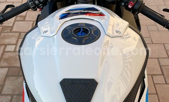 Buy Used BMW S 1000 White Bike in Freetown in Western Urban Buy Used BMW S 1000 White Bike in Freetown in Western Urban