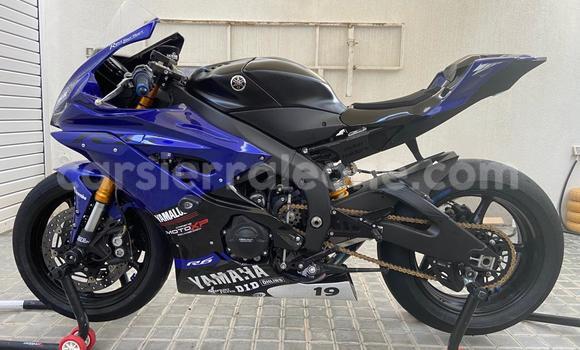 Buy Used Yamaha YZF Blue Bike in Freetown in Western Urban