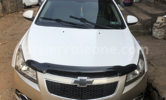 Buy Used Chevrolet Cruze White Car in Freetown in Western Urban